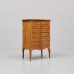 1135 6238 CHEST OF DRAWERS